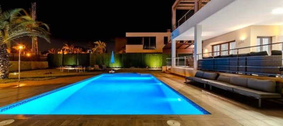 5 bedrooms Villa in Cabo Roig, Spain No. 189278 11