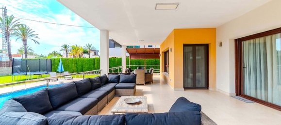 5 bedrooms Villa in Cabo Roig, Spain No. 189278 7