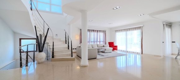 5 bedrooms Villa in Cabo Roig, Spain No. 189278 22