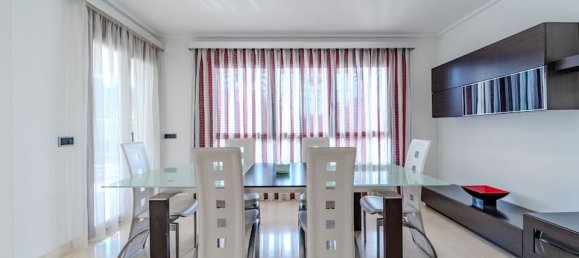 5 bedrooms Villa in Cabo Roig, Spain No. 189278 26