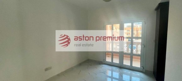 4 bedrooms Townhouse in Jumeirah Village Circle, UAE No. 56747 8