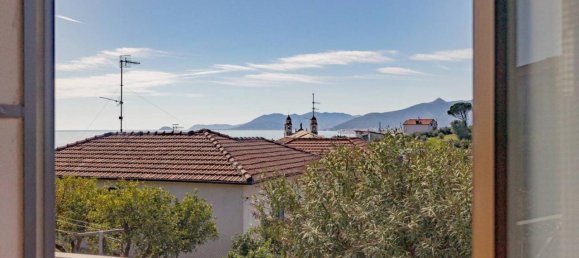 Villa de 6 habitaciónes en Borgio Verezzi, Italy No. 24528 7