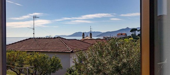 Villa de 6 habitaciónes en Borgio Verezzi, Italy No. 24528 6