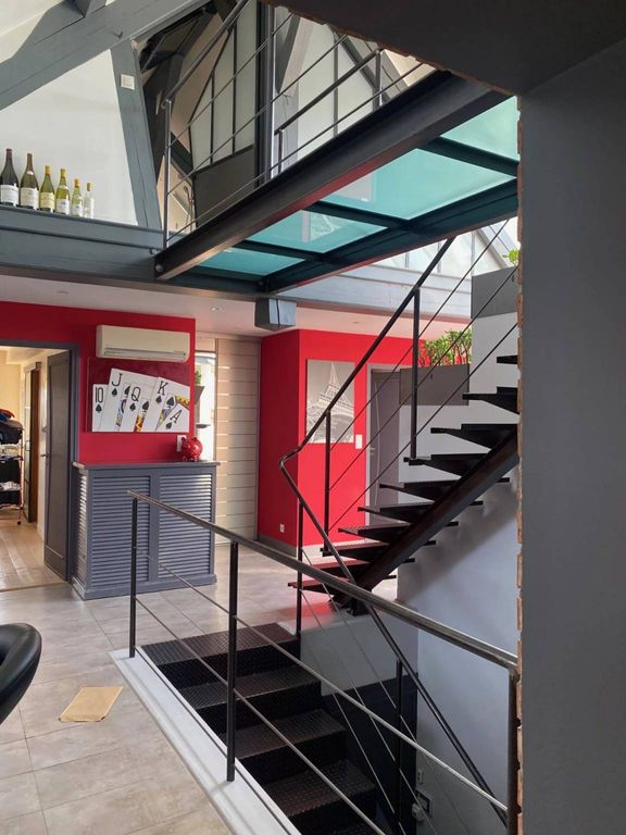 3 bedrooms Duplex in Beaune, France No. 258679