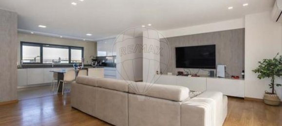 3 bedrooms Apartment in Moita, Portugal No. 97996 2
