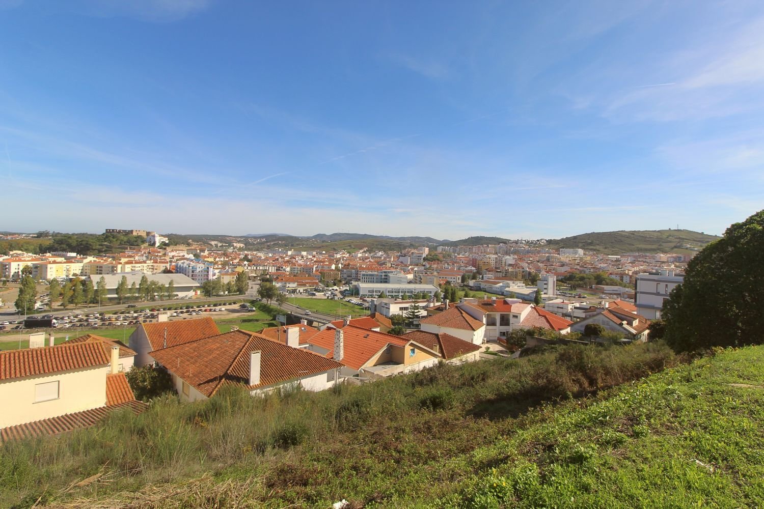 498m² Land in Torres Vedras, Portugal No. 75771