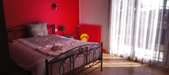 5 bedrooms House in Saint-Amand-Montrond, France No. 230436 13