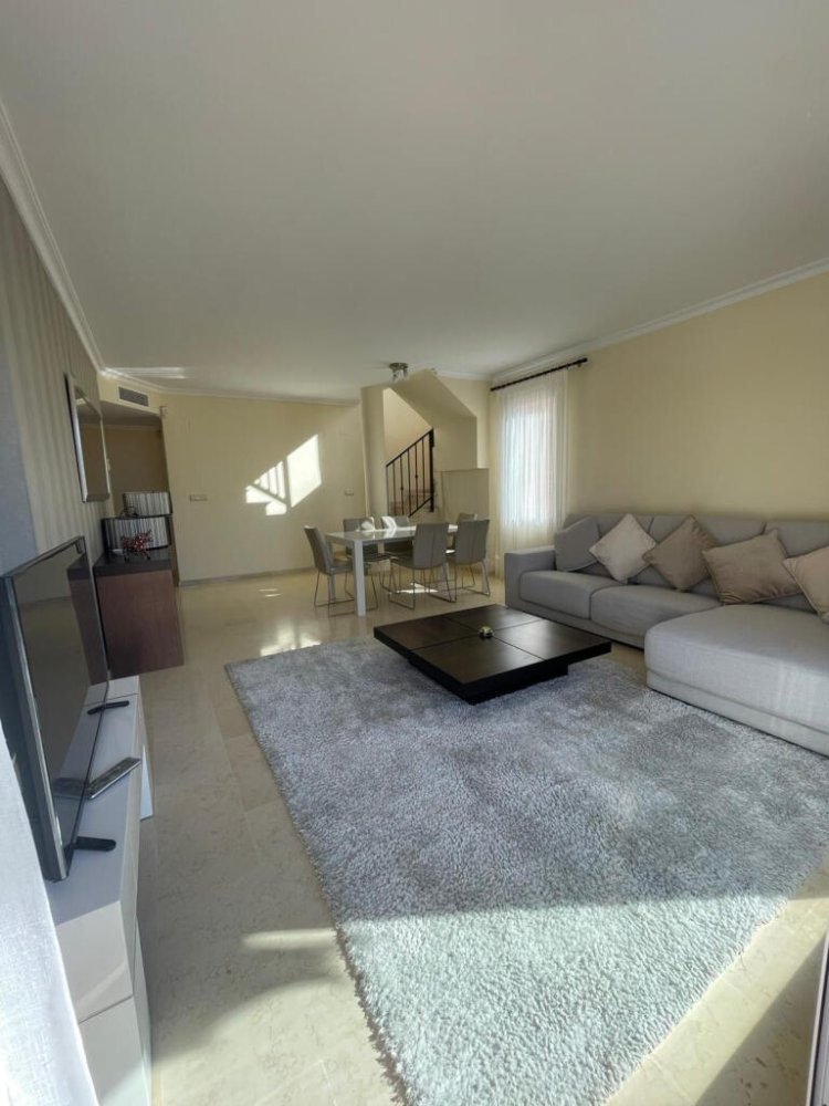 Ático de 2 dormitorios en Marbella, Spain No. 185240