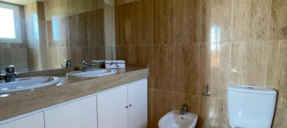 Ático de 2 dormitorios en Marbella, Spain No. 185240 8