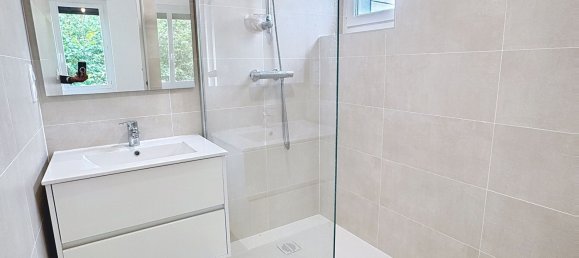 Дом с 6 комнатами в Лескар, Франция № 338099 10