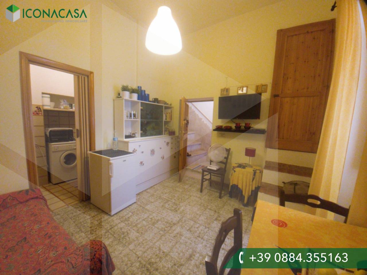 Квартира с 2 комнатами в Вьесте, Италия № 24165