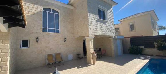 3 bedrooms House in Agios Tychonas, Cyprus No. 16235 11
