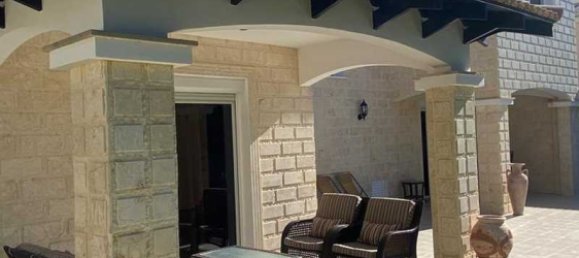 3 bedrooms House in Agios Tychonas, Cyprus No. 16235 12