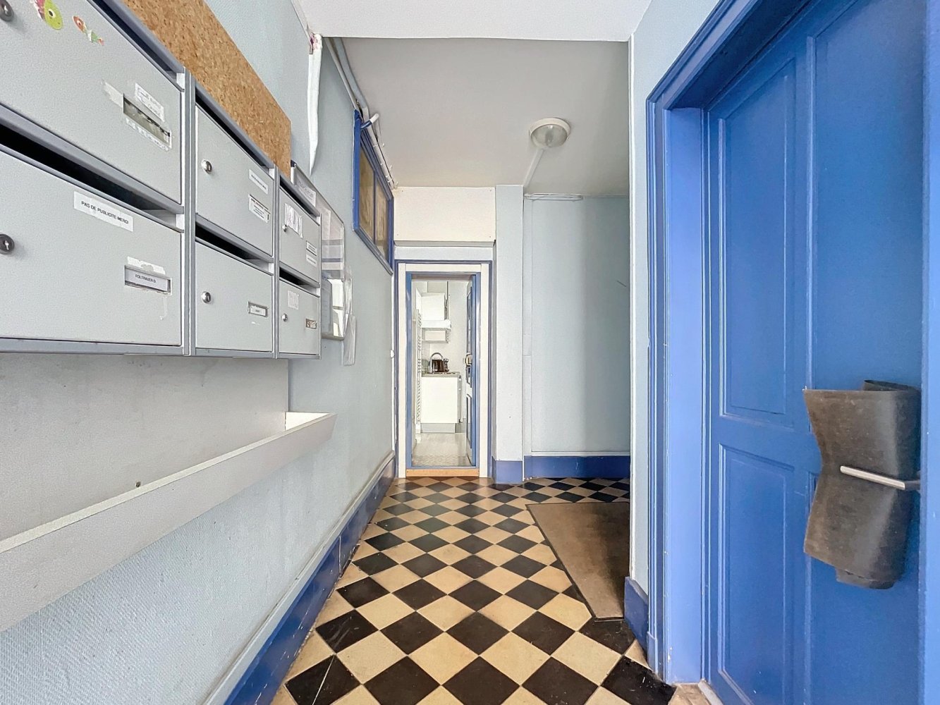 Квартира с 3 комнатами в Нанси, Франция № 54834