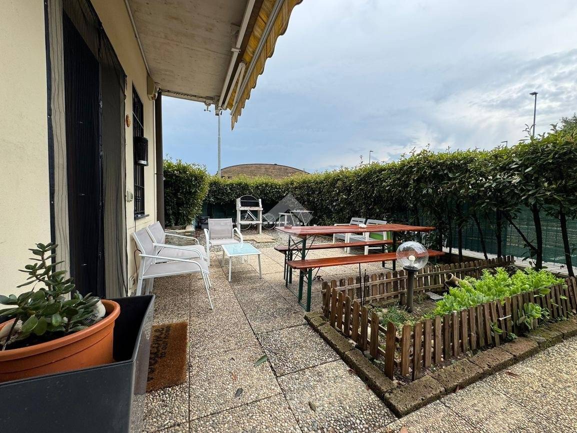 2 bedrooms Apartment in Calvenzano, Italy No. 367095