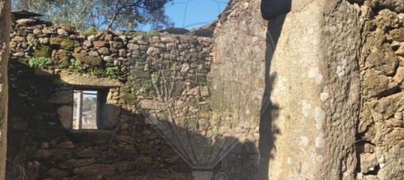 3 bedrooms House in Fanzeres, Portugal No. 28037 18