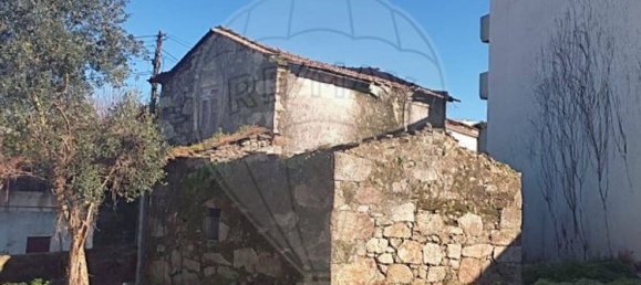 3 bedrooms House in Fanzeres, Portugal No. 28037 20