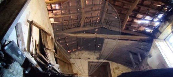 3 bedrooms House in Fanzeres, Portugal No. 28037 8