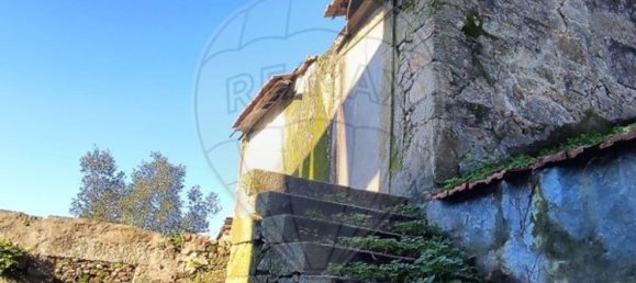 3 bedrooms House in Fanzeres, Portugal No. 28037 16