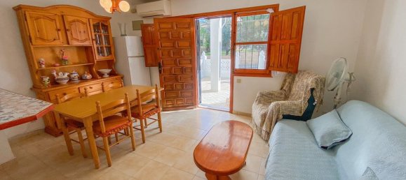 2 bedrooms Townhouse in Torrevieja, Spain No. 186436 2