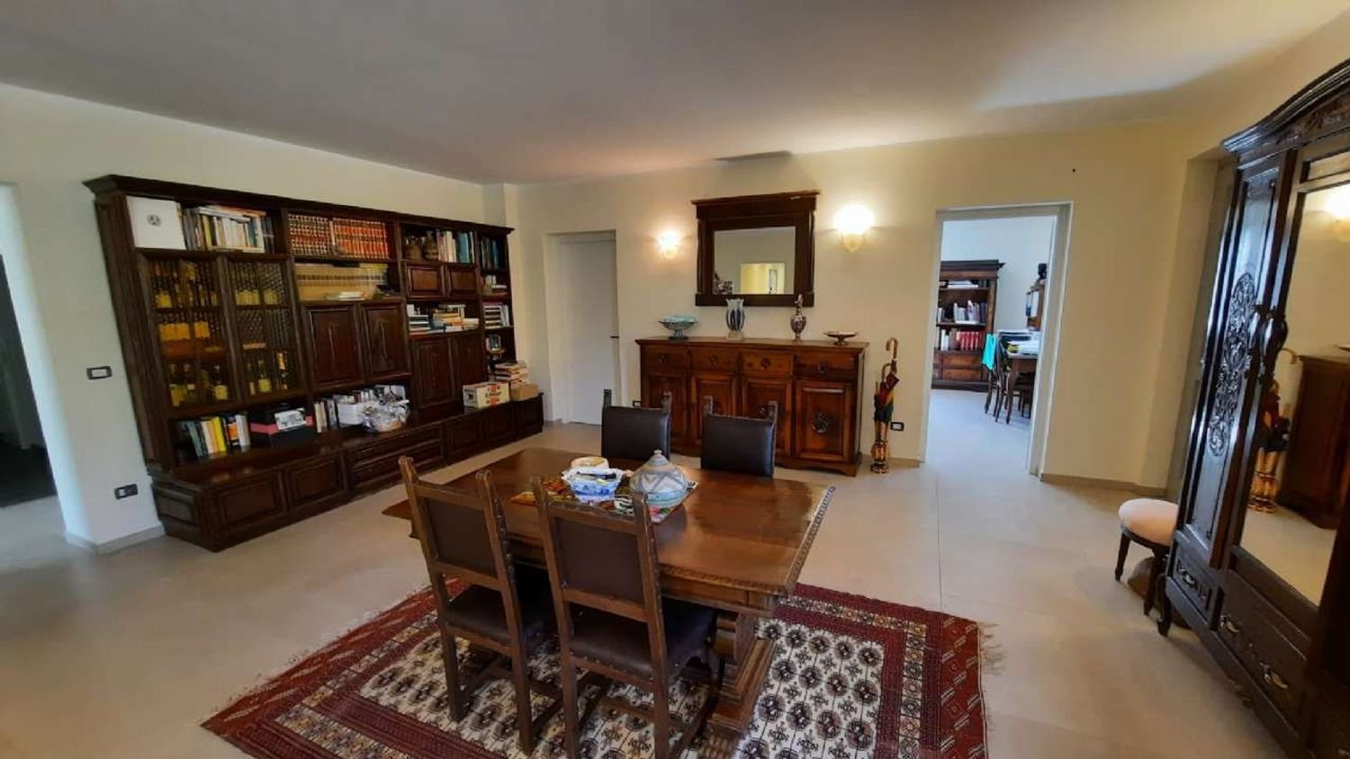 8غرفة منزل في Corneliano d'Alba, Italy رقم 49733