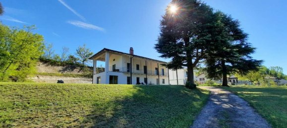 8غرفة منزل في Corneliano d'Alba, Italy رقم 49733 9