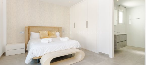 6 bedrooms Villa in Marbella, Spain No. 80856 10