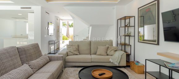 6 bedrooms Villa in Marbella, Spain No. 80856 6