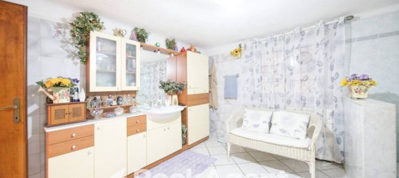 Apartamento de 3 dormitorios en Genoa, Italy No. 317980 20