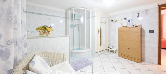 Apartamento de 3 dormitorios en Genoa, Italy No. 317980 19