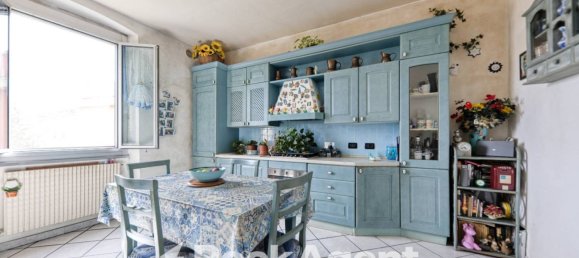 Apartamento de 3 dormitorios en Genoa, Italy No. 317980 7