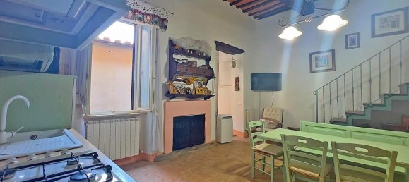 3 bedrooms Apartment in Città della Pieve, Italy No. 57385 7
