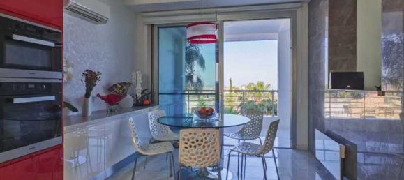 5 chambres Maison à Agios Tychonas, Cyprus No. 6650 6