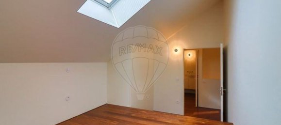 7 bedrooms Building in Porto, Portugal No. 54520 20