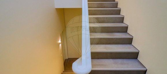 7 bedrooms Building in Porto, Portugal No. 54520 4