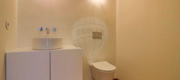 7 bedrooms Building in Porto, Portugal No. 54520 16