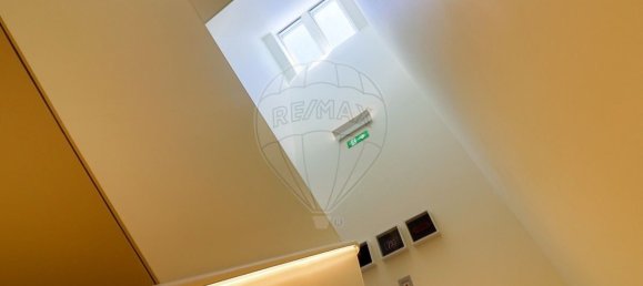 7 bedrooms Building in Porto, Portugal No. 54520 5