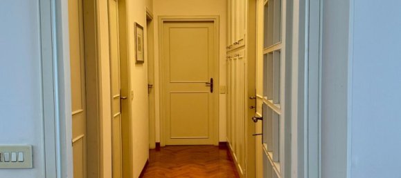 Apartamento de 5 habitaciónes en Siena, Italy No. 256961 10