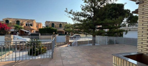 4 bedrooms House in Dehesa De Campoamor, Spain No. 185946 12