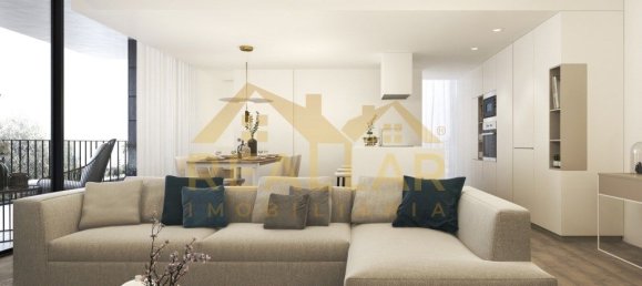 3 bedrooms Apartment in Porto, Portugal No. 149434 2