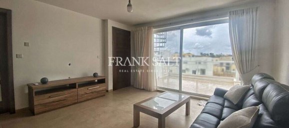 2 bedrooms Penthouse in Marsaxlokk, Malta No. 11090 3