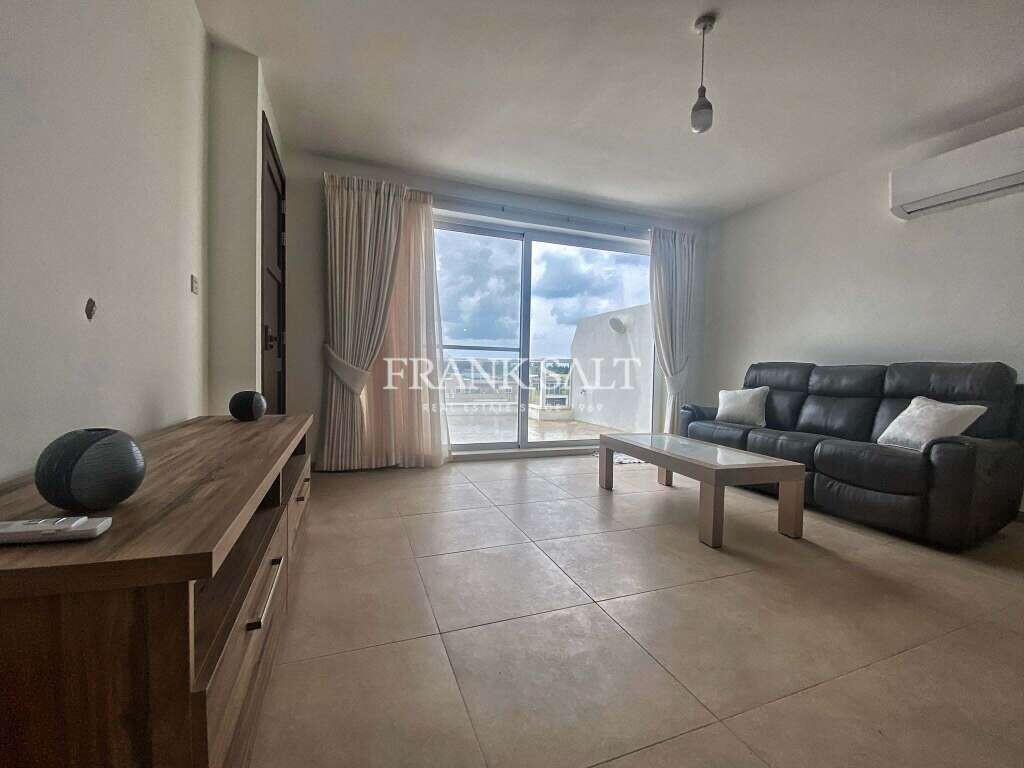 2 bedrooms Penthouse in Marsaxlokk, Malta No. 11090