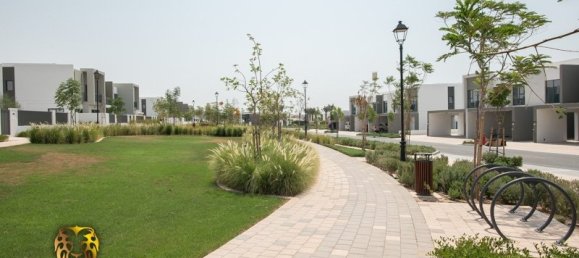 3 Schlafzimmer Villa in Dubai Land, UAE, Nr. 34678 3