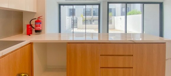 3 Schlafzimmer Villa in Dubai Land, UAE, Nr. 34678 6