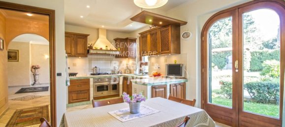 Вилла с 5 комнатами в Гроттаферрата, Италия № 66283 18