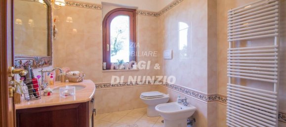 Вилла с 5 комнатами в Гроттаферрата, Италия № 66283 16