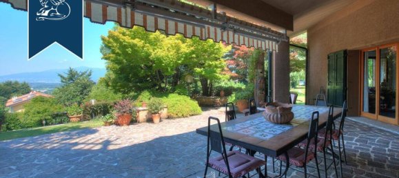 5 bedrooms Villa in Ello, Italy No. 370929 17