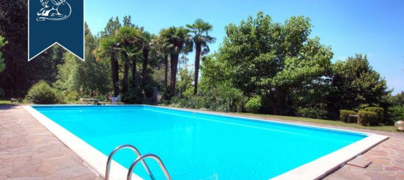 5 bedrooms Villa in Ello, Italy No. 370929 21