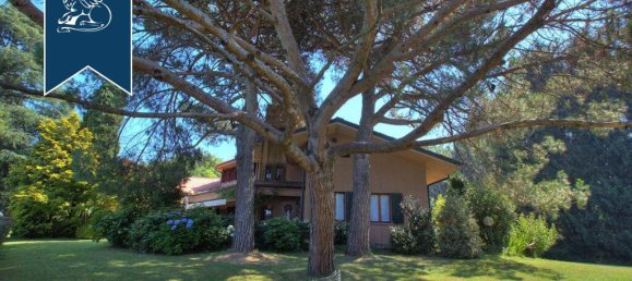 5 bedrooms Villa in Ello, Italy No. 370929 12