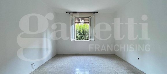 3 bedrooms Apartment in Vignola, Italy No. 292138 8